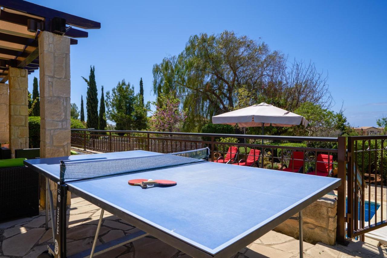 3 Bedroom Villa Madelini With Private Pool, Aphrodite Hills Resort 库克里亚 外观 照片