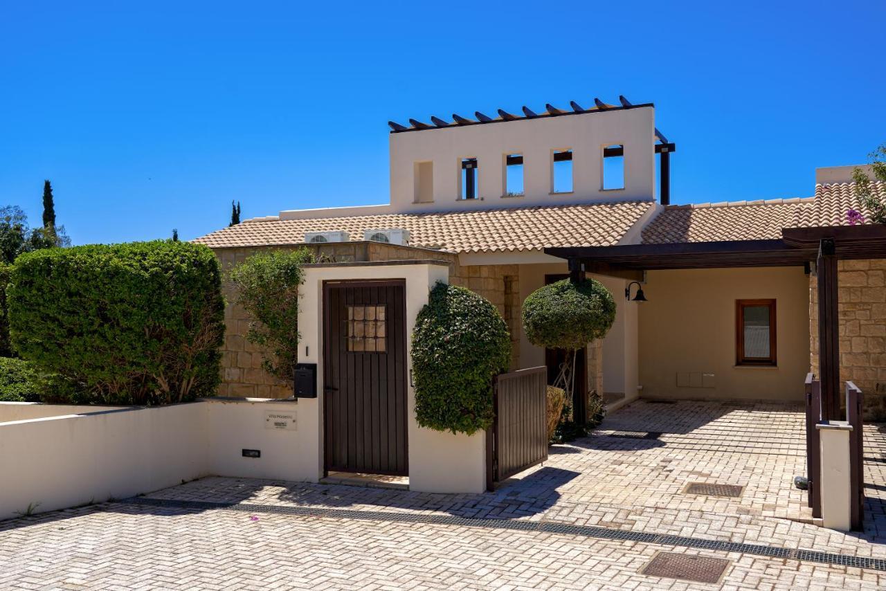 3 Bedroom Villa Madelini With Private Pool, Aphrodite Hills Resort 库克里亚 外观 照片